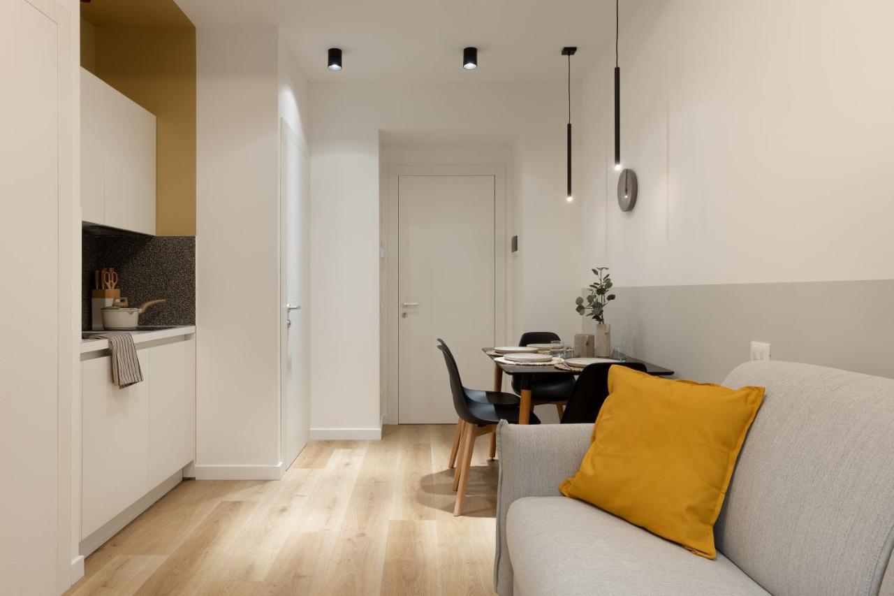 Trieste Timeless 2-Bedrooms Flat Extérieur photo